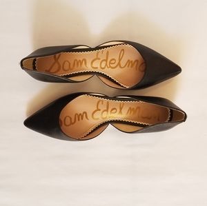 Sam Edelman brand Black Pointed Flats (size: 6M)